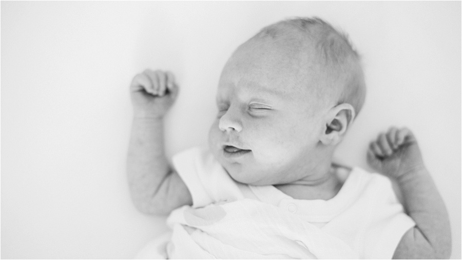 Brantford-newborn-photographer-lifestyle-baby-karina-anne-photography-_0026
