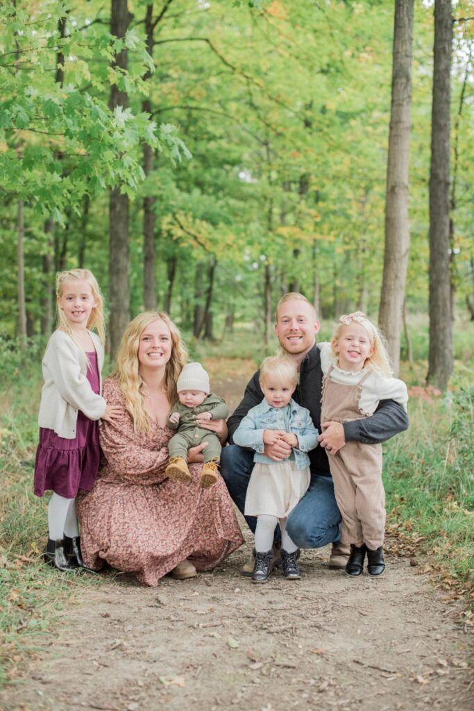 fall family newborn photos, outdoor, waterdown photographer